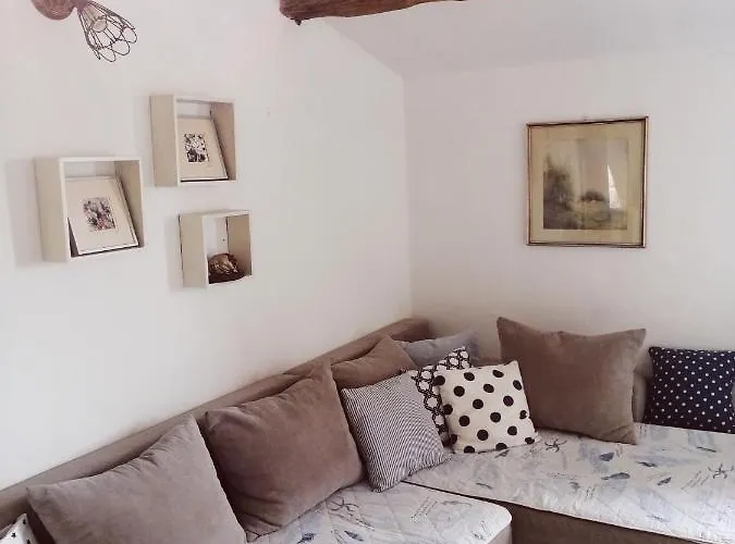 Vintage Art Apartment Split