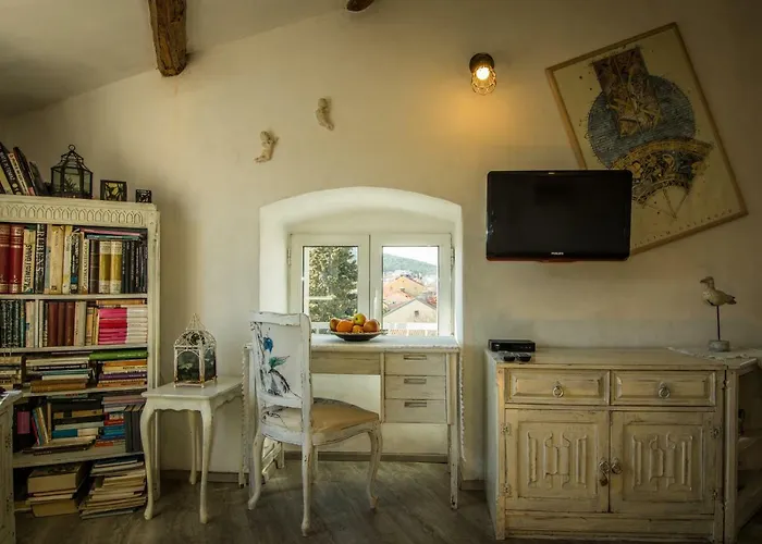 Vintage Art Apartment